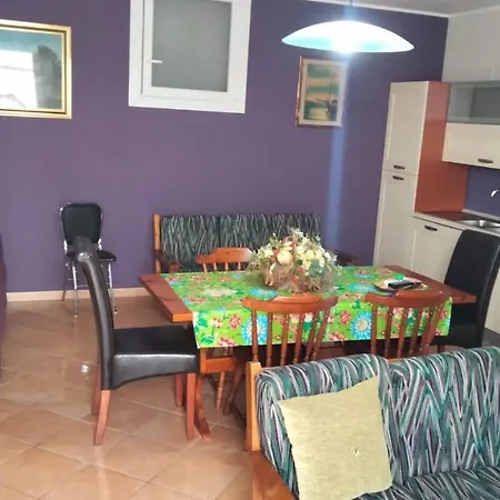 3 * Marina Di Pescoluse