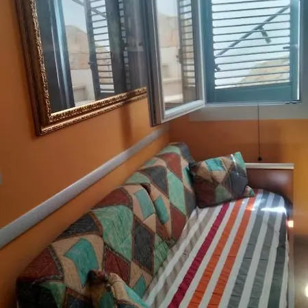 3 مارينا دي بيسكولوس